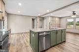 10323 Henry Rd - Photo 18