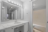 307 Yoakum Parkway - Photo 22