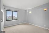 307 Yoakum Parkway - Photo 27