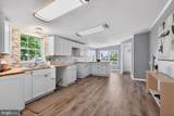 684 Cedar Street - Photo 8