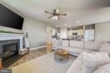 584 Sunshine Boulevard - Photo 14