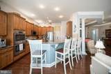 7910 Burbank Avenue - Photo 31