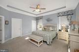 7910 Burbank Avenue - Photo 39