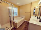 211 Shirley Square - Photo 8