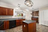 1009 Meadow View Drive - Photo 15