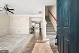 1009 Meadow View Drive - Photo 5