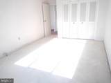 10401 Grosvenor Place - Photo 14