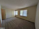 414 Surrey Club - Photo 9