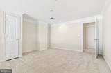 5801 Nicholson Lane - Photo 34