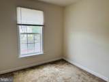 1005 Meadow View Drive - Photo 15