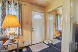 27 Revere Street - Photo 4