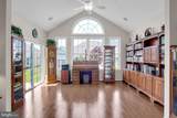 646 Republic Way - Photo 3