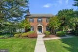 305 College Place - Photo 1