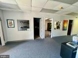 109 Pennsylvania Boulevard - Photo 10