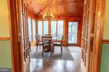 1328 Winding Way - Photo 17
