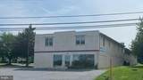 560 Reading Road - Photo 2