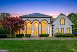 612 Pineview Drive - Photo 1