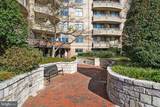 7111 Woodmont Avenue - Photo 52