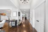 424 Ravenscliff Drive - Photo 3
