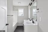 209 East Locust Street - Photo 15