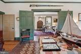 8796 Maryland Parkway - Photo 11