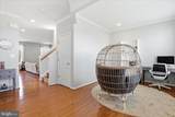 1035 Calvert Circle - Photo 4