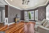 817 Stable Manor Road - Photo 5