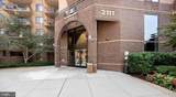 2111 Wisconsin Avenue - Photo 17