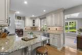 1320 Gunston Road - Photo 15