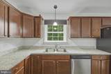 141 Hampshire House Drive - Photo 11