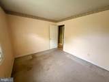 11502 Greensboro Road - Photo 15