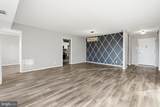 307 Yoakum Parkway - Photo 14