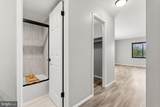 307 Yoakum Parkway - Photo 28