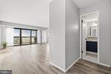 307 Yoakum Parkway - Photo 7