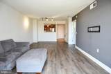 11800 Sunset Hills Road - Photo 8