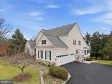 1465 Mayhurst Boulevard - Photo 2