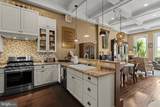 305 Queen Street - Photo 18