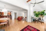 2308 Sulgrave Avenue - Photo 9