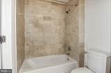 2425 L - Photo 13