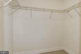 2425 L - Photo 20