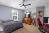 9206 Sandy Beach Lane - Photo 39