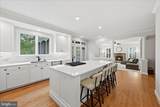 1202 Hawling Place - Photo 15