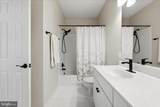 1202 Hawling Place - Photo 35