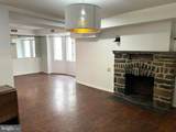 733 Montgomery - Photo 5