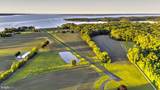 9100 Lanseair Farm - Photo 1