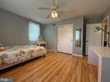 806 Warfield Lane - Photo 32