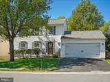 8 Lakeside Drive - Photo 2