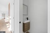208 Vine - Photo 12