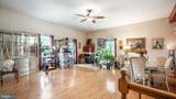 274 Robert Street - Photo 7