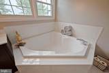 2074 Hammond Avenue - Photo 28
